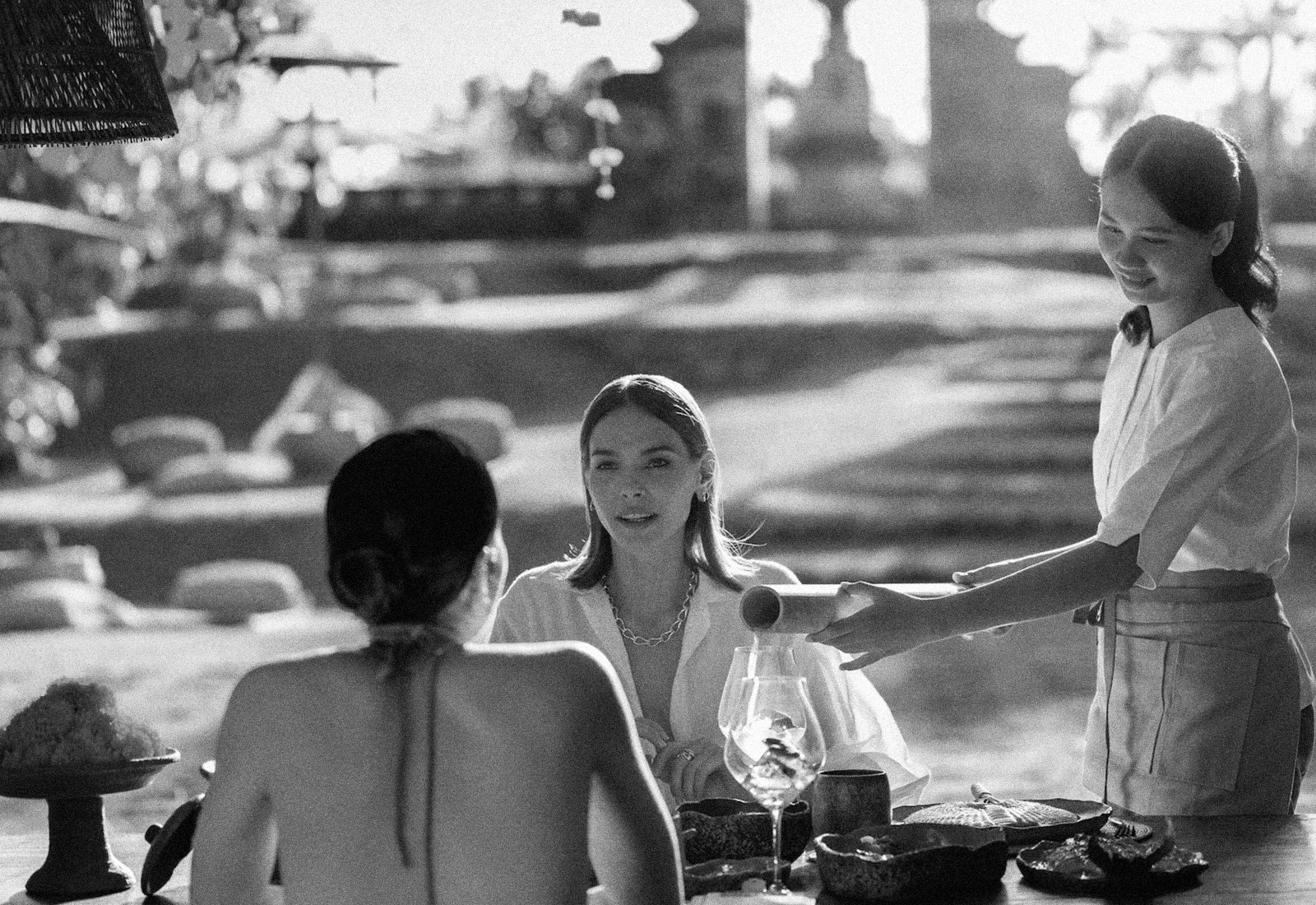 ThePunchCommunity_Featured_JohnHardy_TheLongTable1