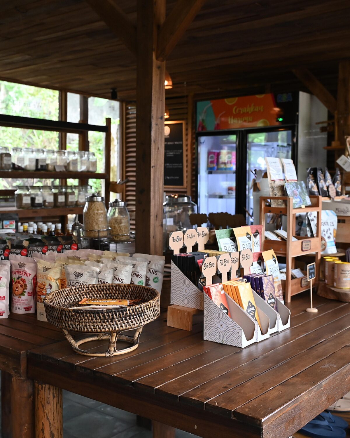 ThePunchCommunity_ManaEarthlyParadise5